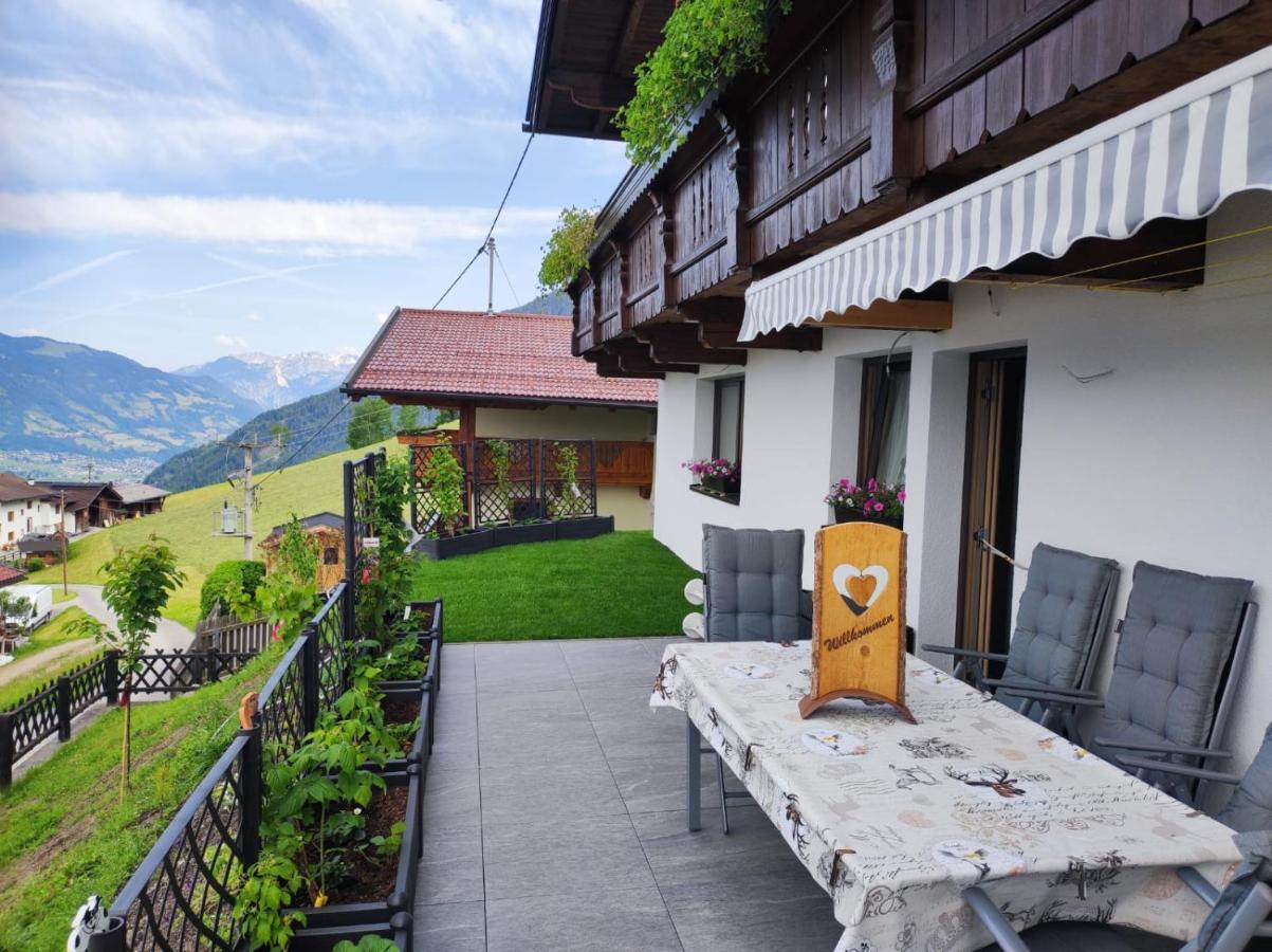 Ferienwohnung Zillertalblick Stummerberg ภายนอก รูปภาพ